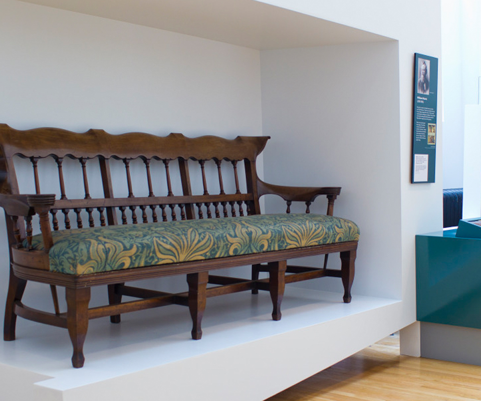 deva-exhibitions-exhibition-design-room11-WalkerArtGallery-liverpool-2010.jpg